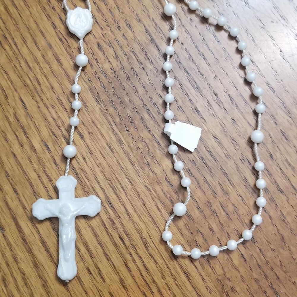 Vintage White Plastic Rosary w/nylon cord